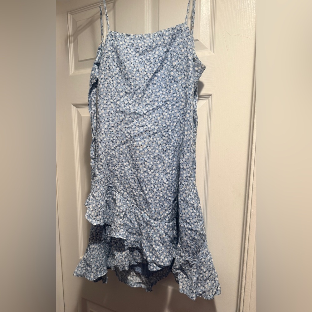 Princess Polly Blue Floral Ruffle Dress size 6